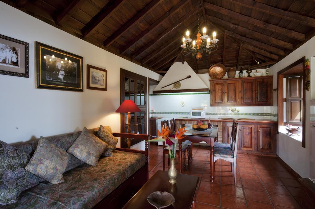 Casa Rural Fidel Brena Baja Exterior photo